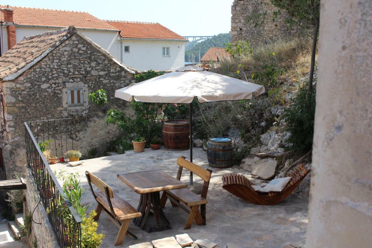 Rustica House Holiday home Skradin
